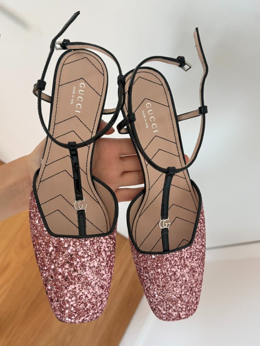 New super elegant Gucci 38+ sandals with the most comfortable heel